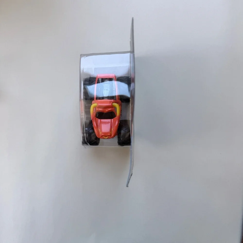 Monster Jam El Toro Loco 25th Anniversary Legacy Truck Series 46 1:64 Die-Cast